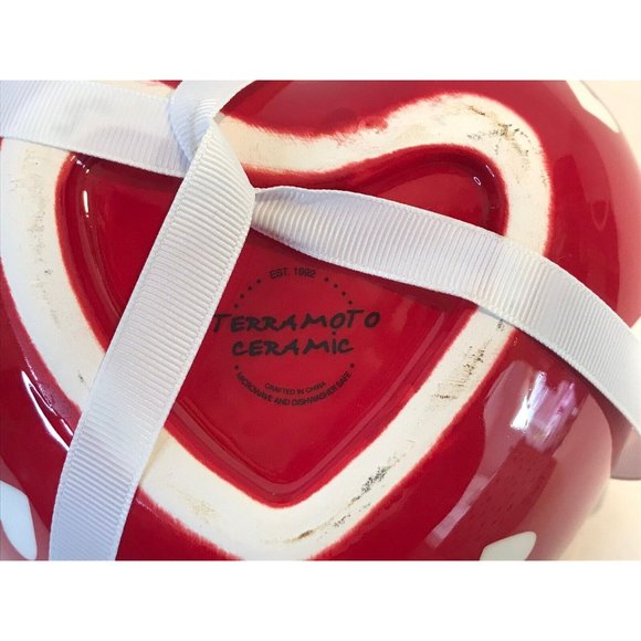 Terramoto Ceramic 3-Piece Heart-Shaped Bowl Dish Set Valentine's Day Gift - Picture 8 of 8